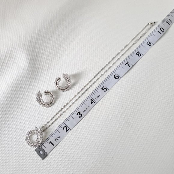 Sterling Silver Earrings Pendant Necklace Set - Picture 14 of 14